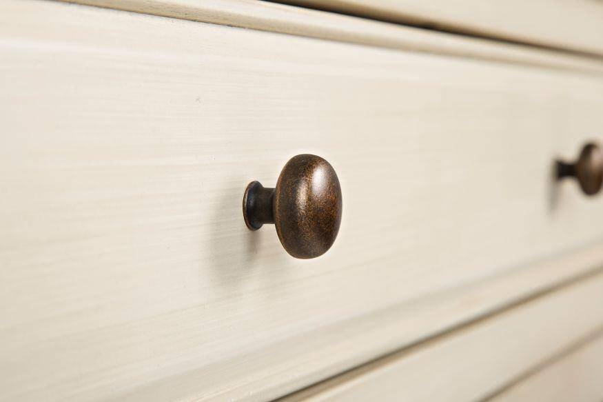 Avola AV675-32 Komoda