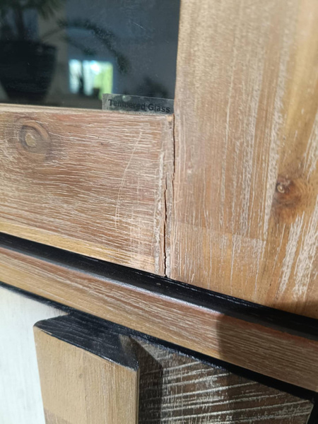 Adesso L03 Witryna_01