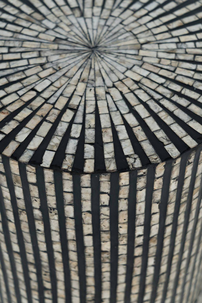 AV1730-28B Stolik okrągły Avola Black Multi