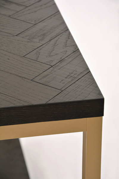 Seville 06-1 Konsola