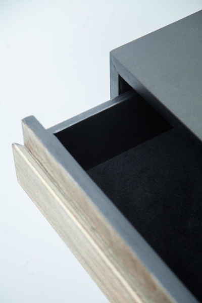 Adesso L08 Konsola_01