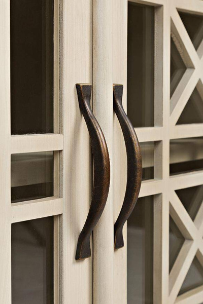 Avola AV675-32 Komoda