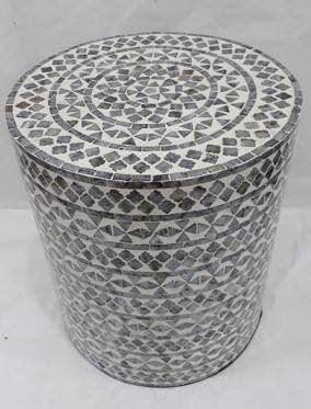 AV1730-28GT Stolik okrągły Avola Grey Tribal