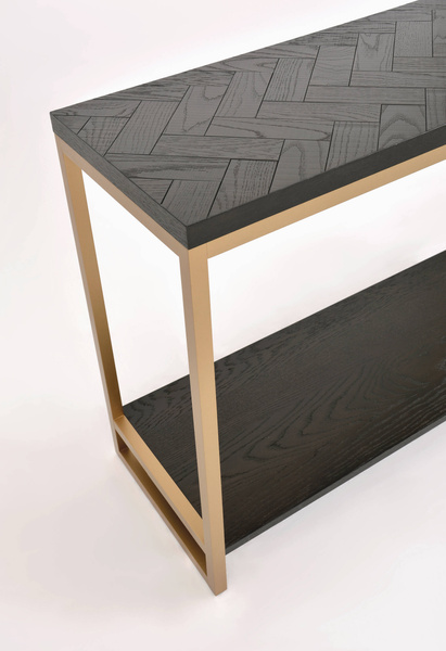 Seville 06-1 Konsola