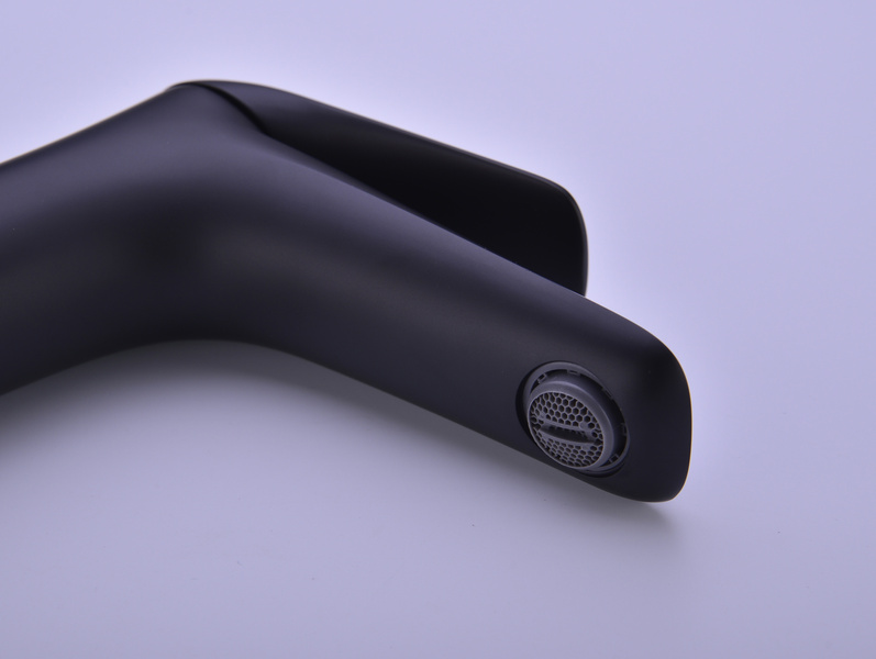 Bateria Umywalkowa Niska Niagara Czarny Mat