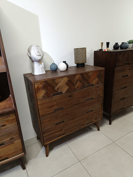 Ashton B03 Komoda_01LH