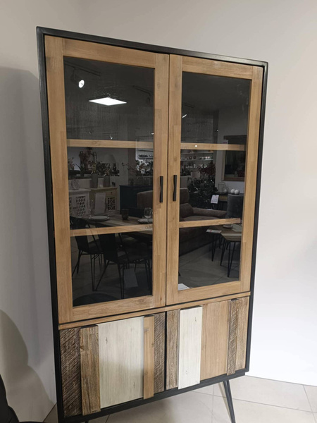 Adesso L03 Witryna_01