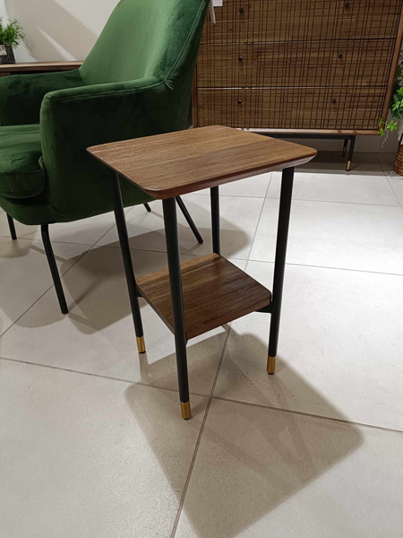 Maze L07-30 Stolik_01